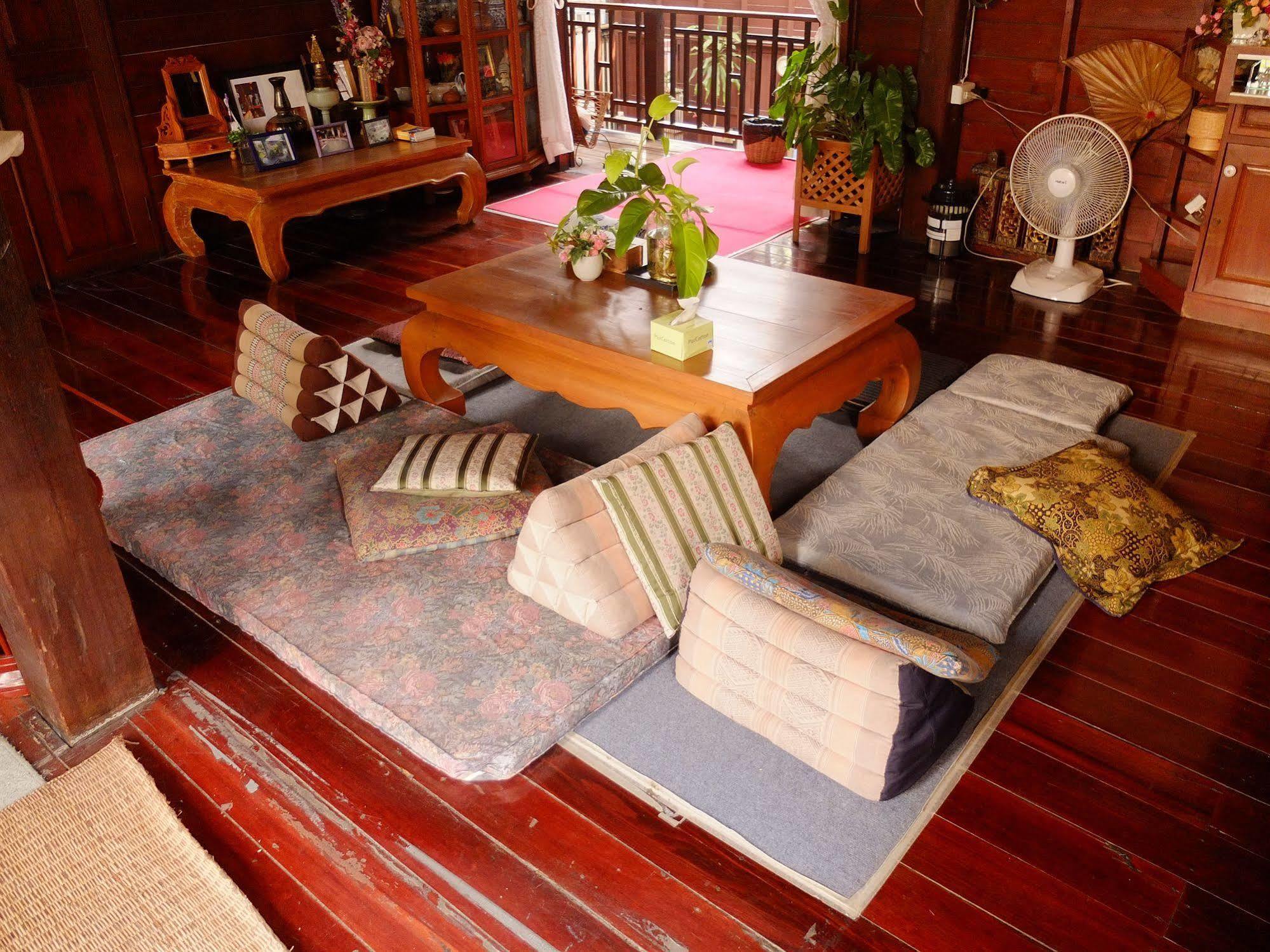 Boonmee Guest House เชียงใหม่ ภายนอก รูปภาพ
